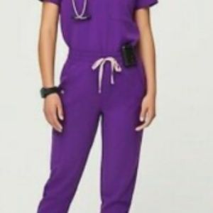 Women's FIGS Magic Purple Catarina - One-Pocket Scrub Top - S / Magic Purple